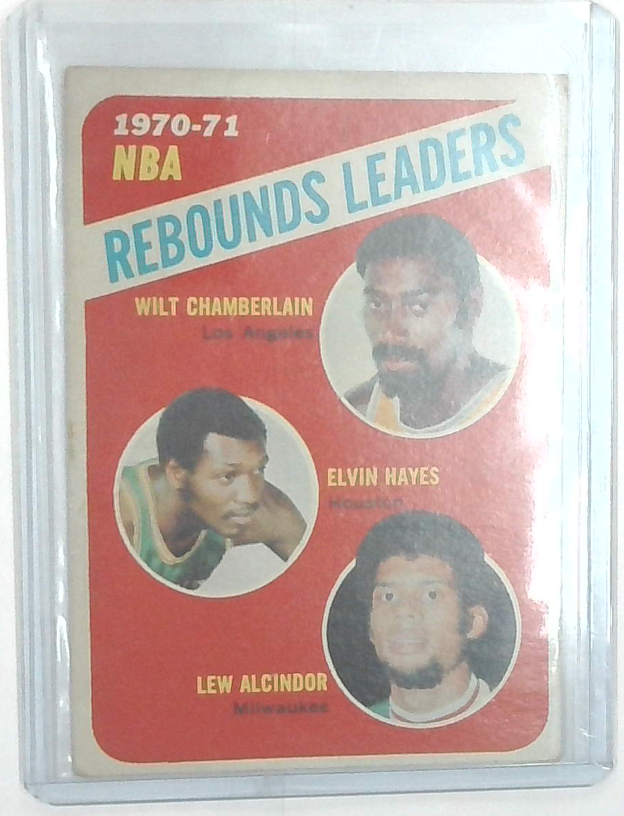 1971-72 Topps #142 1970-71 NBA Rebounds Leaders Wilt Chamberlain Lew Alcindor
